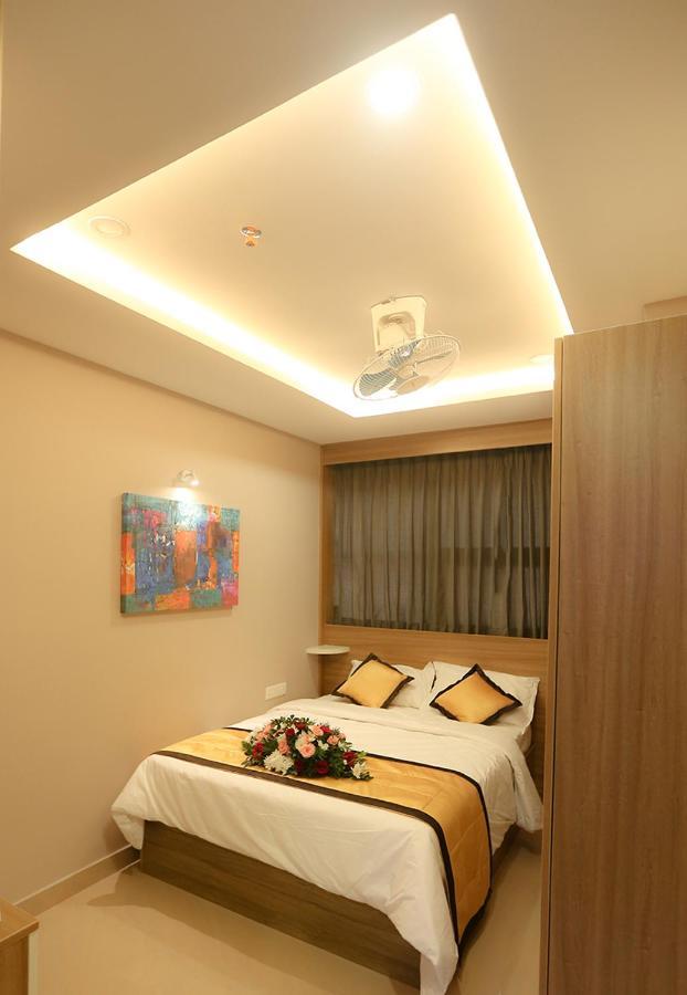 Hotel Emirates Kannangad Екстериор снимка