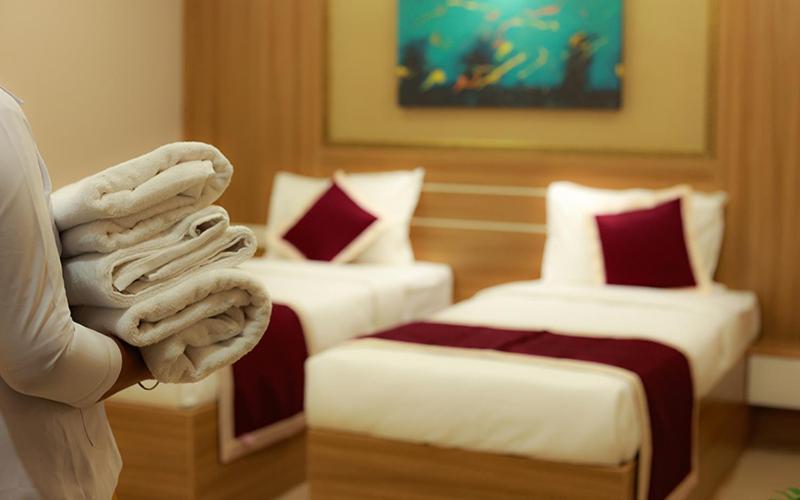 Hotel Emirates Kannangad Екстериор снимка